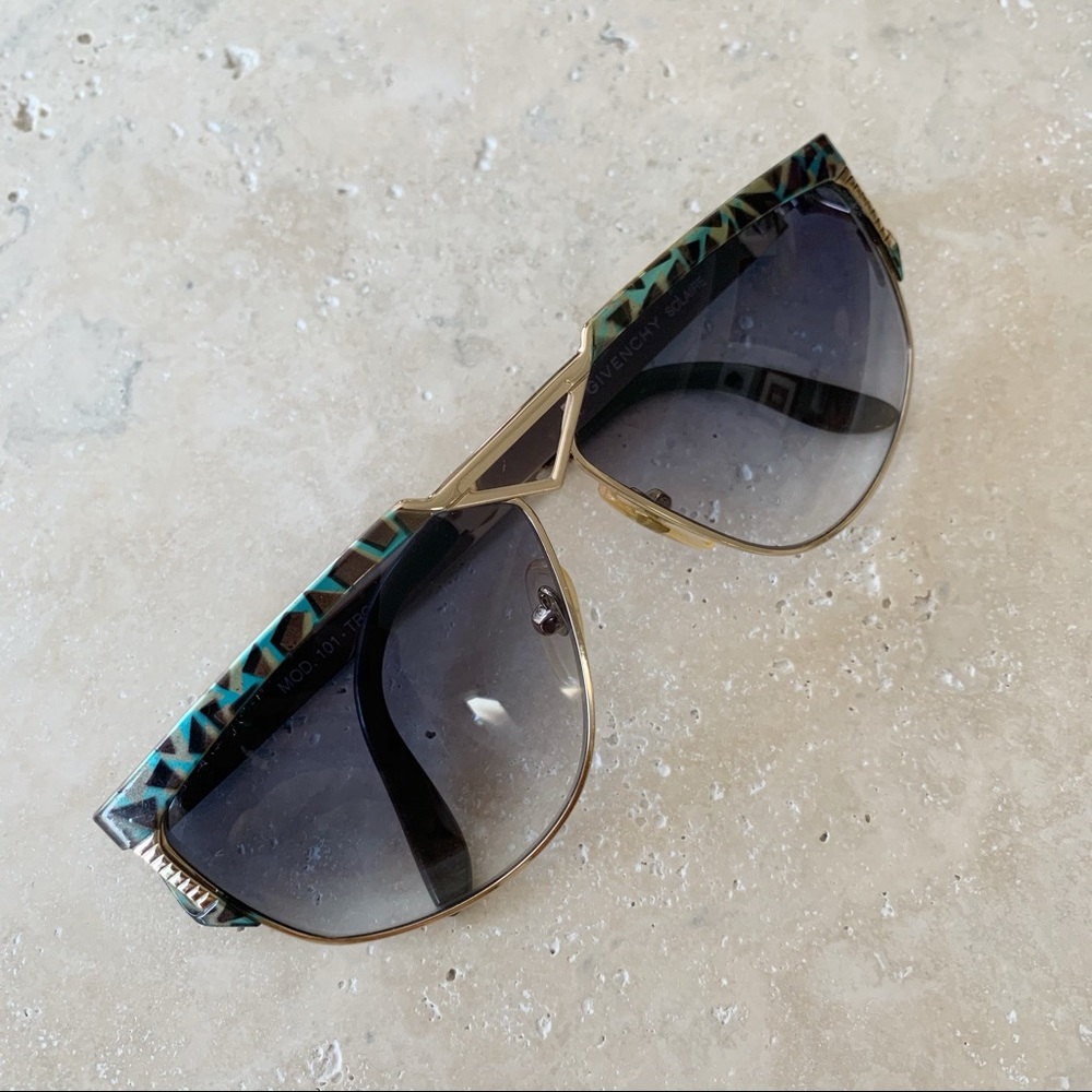 COPY - COPY - VINTAGE GIVENCHY Sunglasses